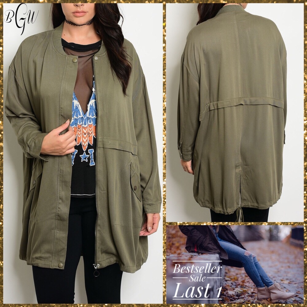 Best Seller 🎉HP🎉Plus Anorak Jacket - Picture 4 of 4